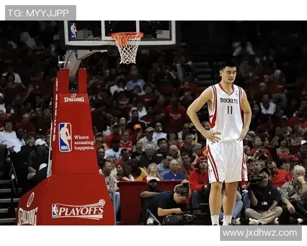 姚明的拉链与篮球梦想交织的故事与启示