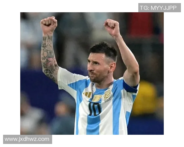 梅西卡通卡的魅力与价值探讨足球明星背后的文化现象