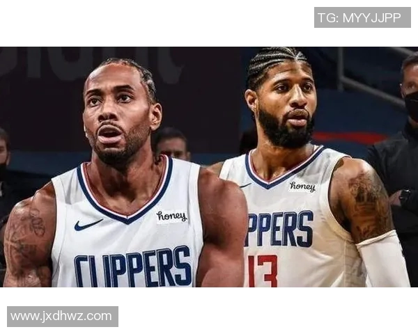 篮球明星队医的职业生涯揭秘与运动员健康管理的重要性分析